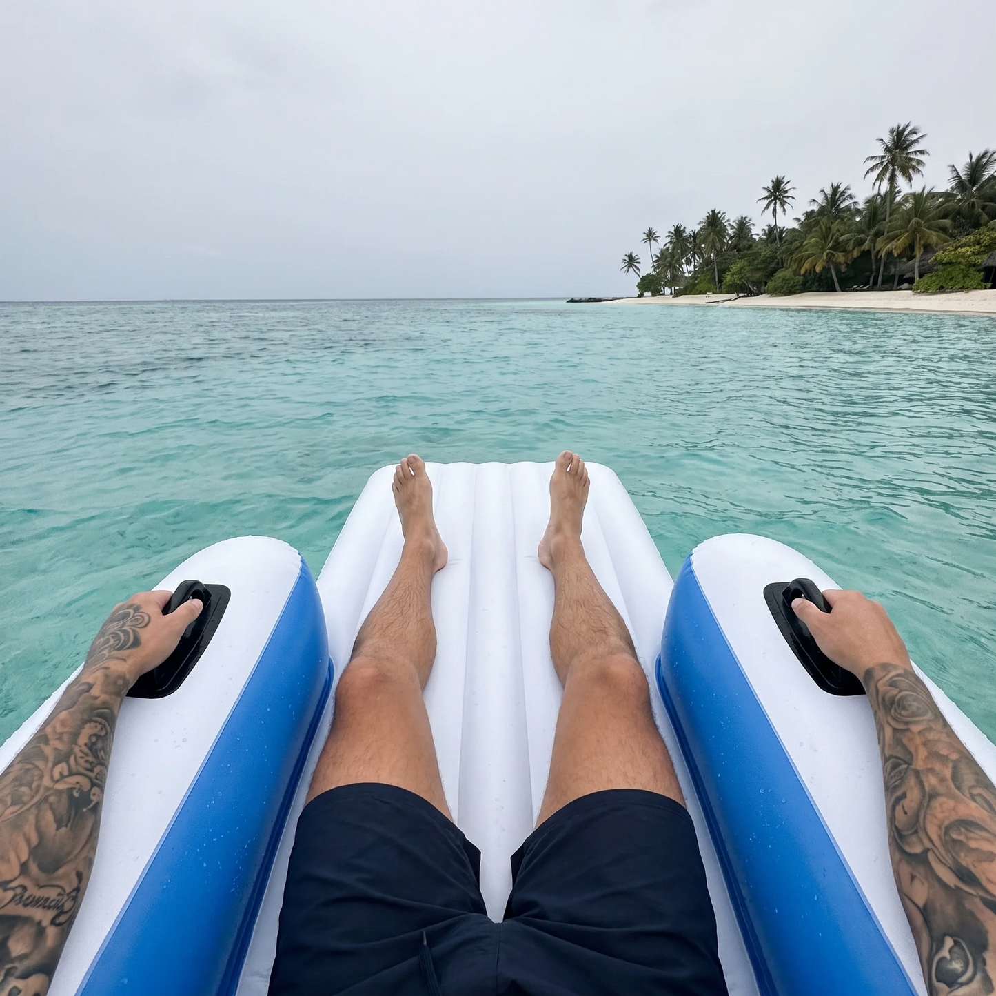 AquaPilot Pro™ Motorized Luxury Pool Lounger